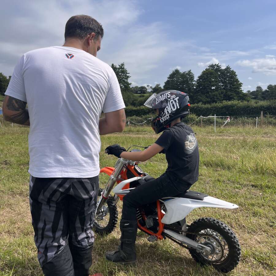 Stage "1er tour de roues" enfant + prêt moto